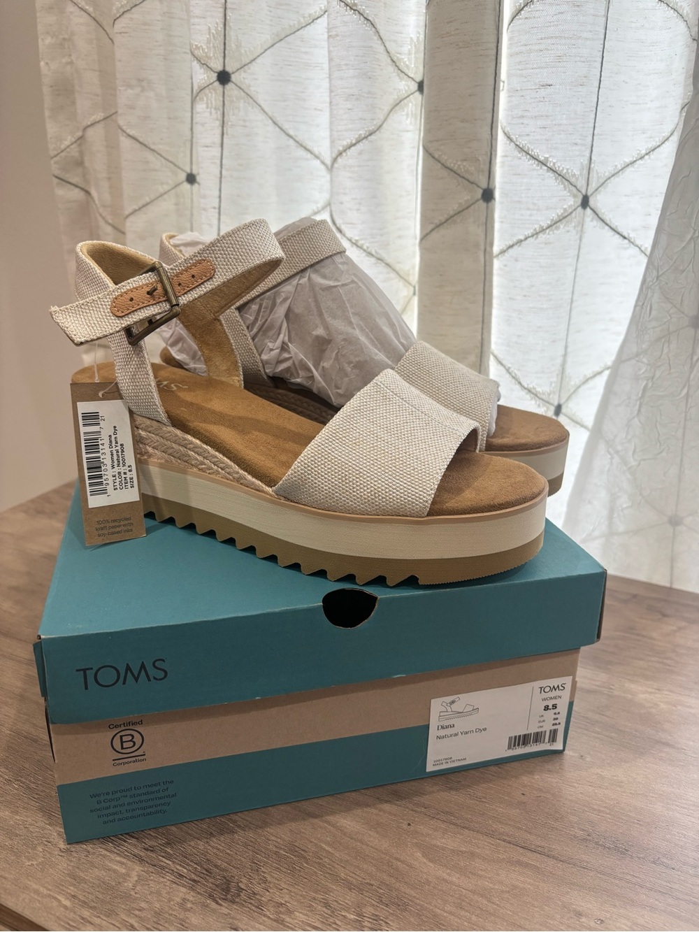 Toms Wedge Sandal